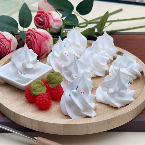 Модель мороженого для симуляции Реалистичная копия искусственного крема Декорация Домашняя кухонная столешница Магазин десертов Подставка для демонстрации поддельной еды