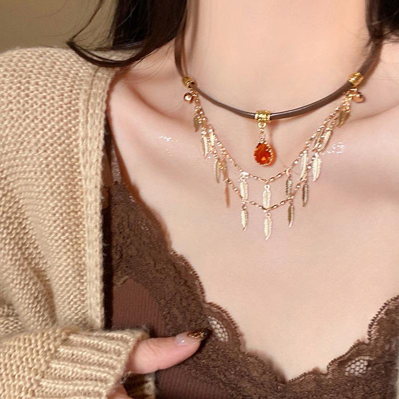 Love Heart Rivet Punk Choker Necklace - Y2K Subculture Clavicle Chain