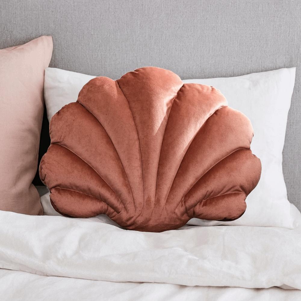 Soft Shell Cushion Dutch Velvet Car Cushion Unique Sofa Waist Pillow Bed