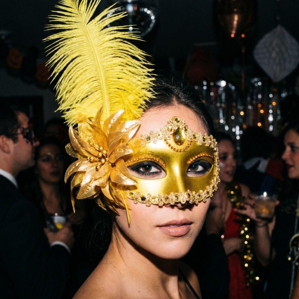 Flower Feather Mask Rhinestone Masquerade Ball Mask Creative Half-Face Mask Women's Event