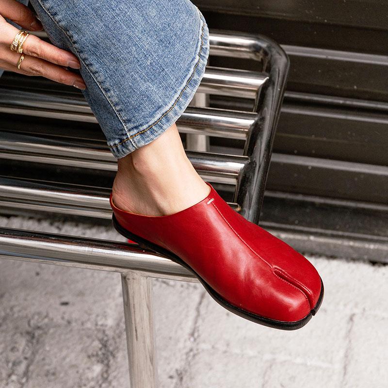 Fashion 2025 New Fashion Thick Heel Women Leather Mules Shoes Fashion Shallow Round Toe Ladies Comfort Party Wedding Pumps Slippers