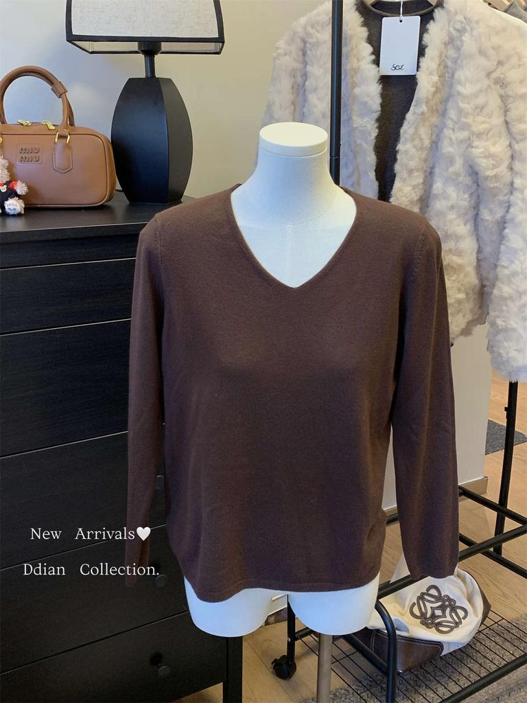 Повседневный темпераментный воротник свободный трикотажный свитер с длинным рукавом женский осенний новый тонкий легкий профессиональный стиль внутренний топ