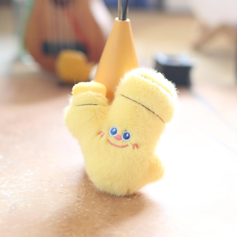 Cute Mini Charming Plush Fruit And Vegetable Keychain With Ultra Soft Texture For Kids