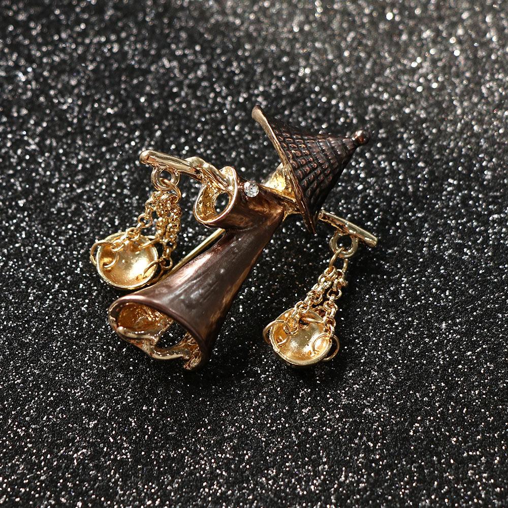 Punk Retro Dosa Burden Old man Badge Gift For Men Women Accessories Jewelry Corsage Brooch Pins