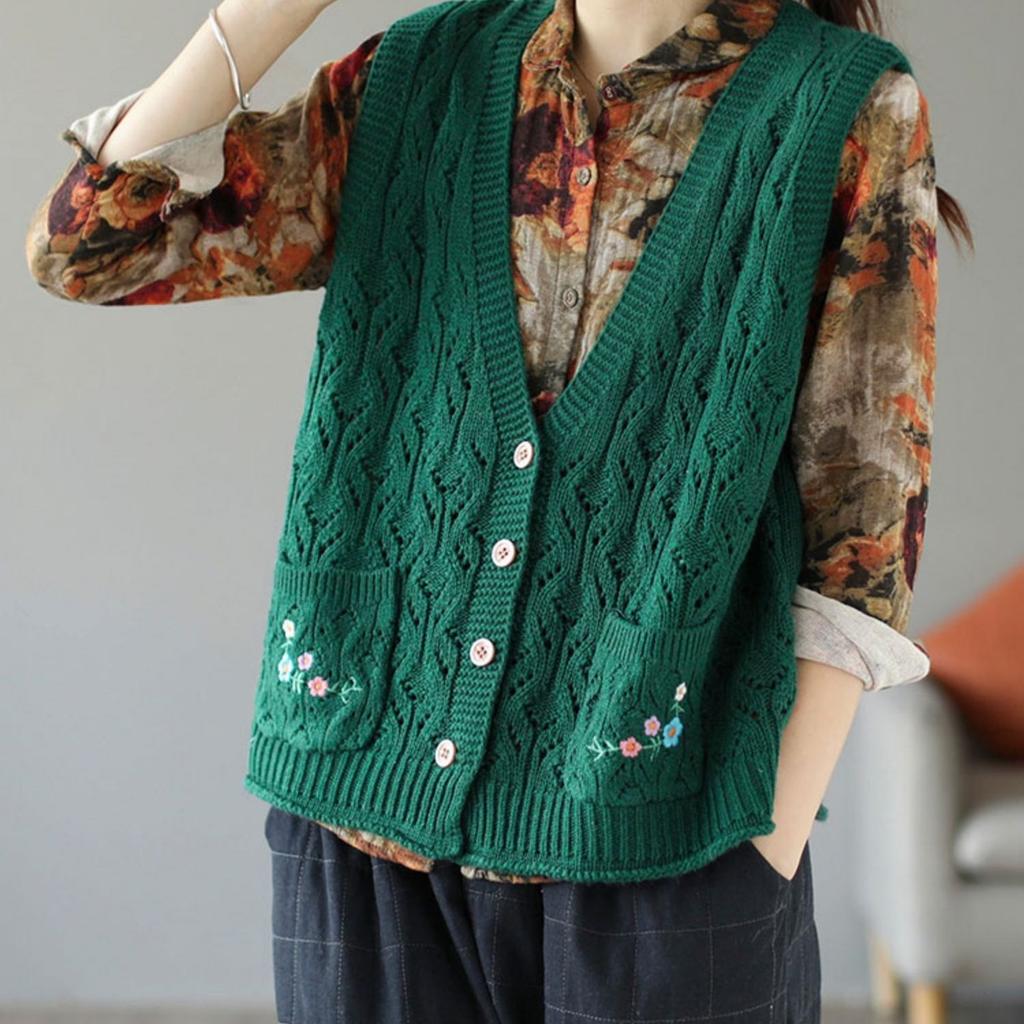 Sweater Vest Women's Retro Loose Knit Vest Short Style Solid Color Embroidery Pocket Hollowed Out Sleeveless Cardigan Vest