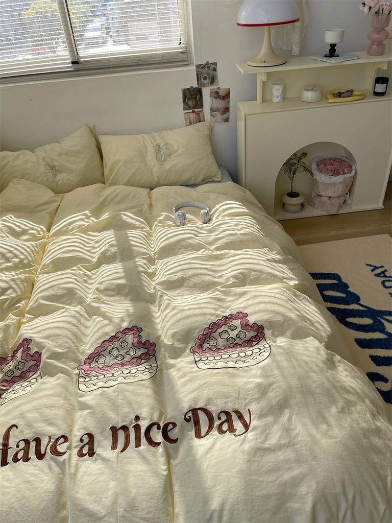 Стираный хлопок с вышивкой «девчачье сердце» из чистого хлопка, комплект из четырех предметов из стираного хлопка, простыня из чистого хлопка, пододеяльник