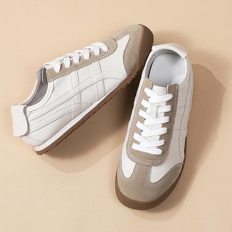 Spring and Autumn Retro Versatile Board Shoes Trendy Sports and Leisure Shoes Flat White Shoes Women's Shoes