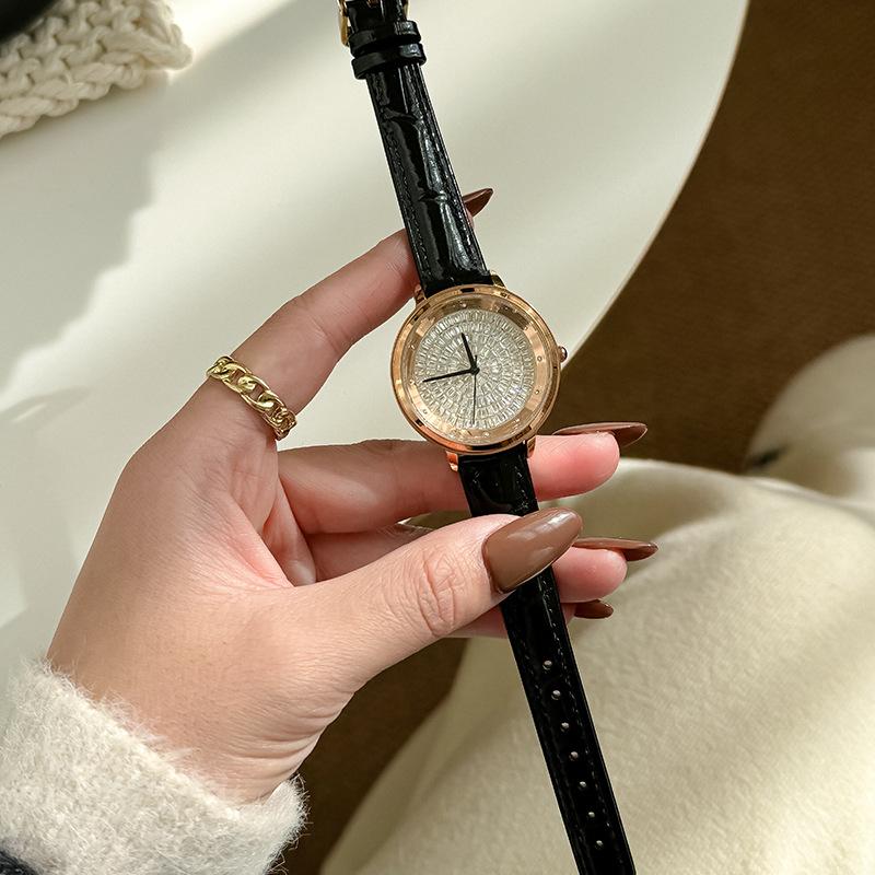Fashion Strap Diamond Watch Ladies Full Diamond Watch Feminine Leather Strap Rose Gold Diamond Face Diamond