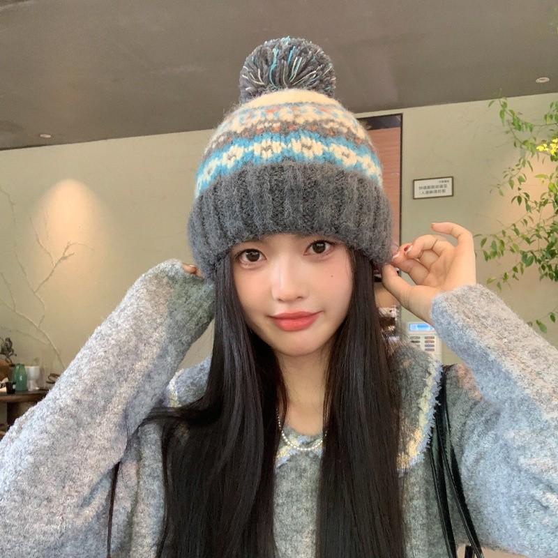 Knit Hat Women Acrylic Material Breathable Windproof Winter Fashionable Autumn