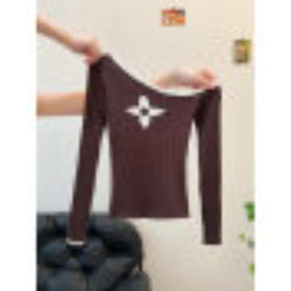 Autumn and Winter Retro Hot Girl Off-the-shoulder, Off-the-shoulder Sweater, Long-sleeved, Unique Design, Knitted Base Layer for Women