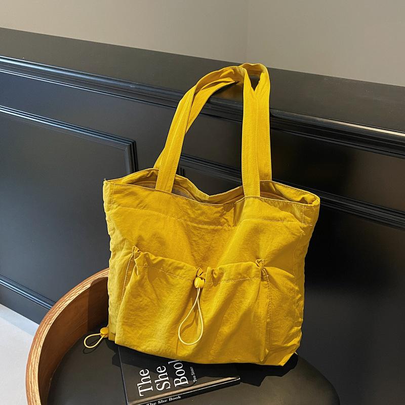 Large Capacity Tote Bag Women's 2025 New Trendy Casual Lightweight Commuter Bag One Shoulder Pleated Drawstring Laptop Bag