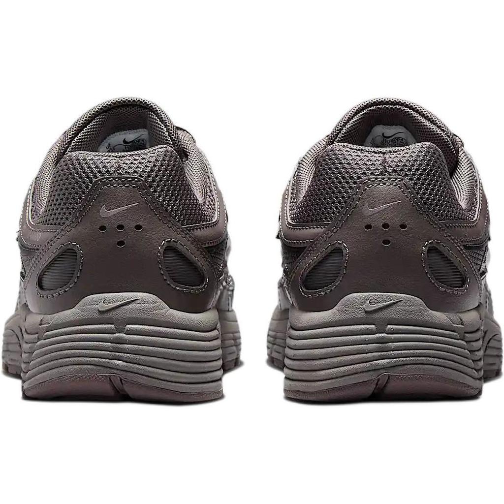 Nike P-6000 Пещерный камень/Средний пепельный/Матовый оловянный/Металлический серебристый HV5064-200