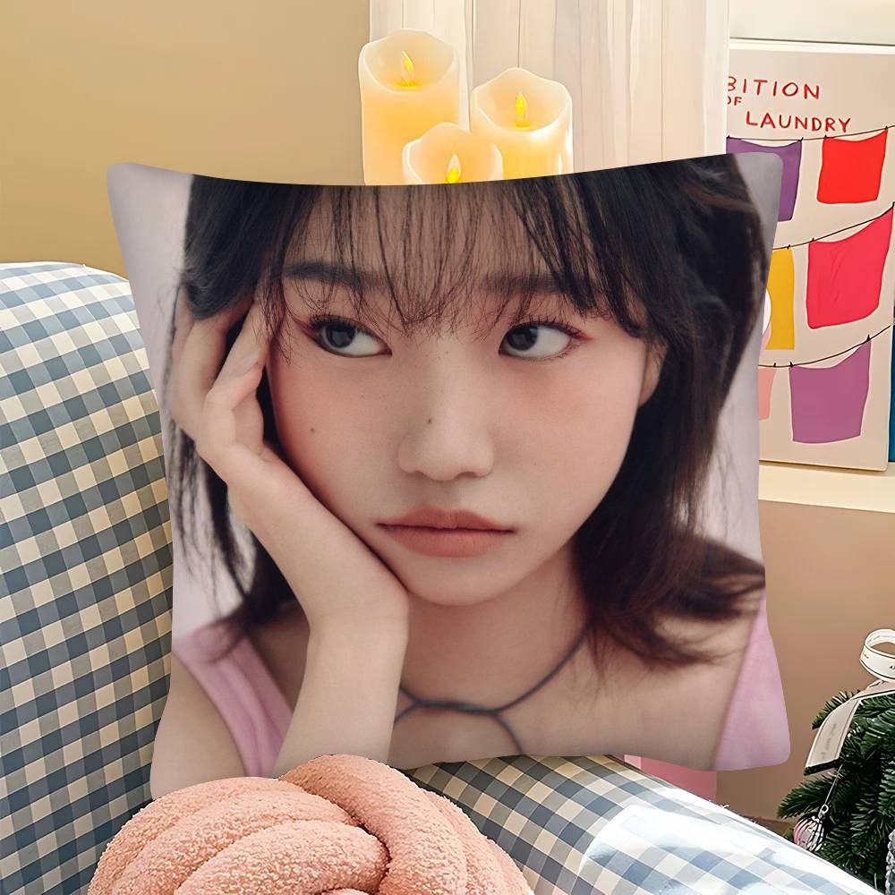 1Pc Cute 22-J-Jo Y-Yuri Pillow Case Fashion Square Pillowcase Bedroom Sofa Room Ins Decoration Leisure