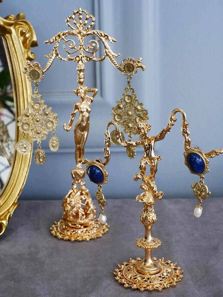 Jewelry Display Stand MetalMaterial Irregular Shape LightGold Retro Earring Rack Shop Counter Window Storage Display Photo Props