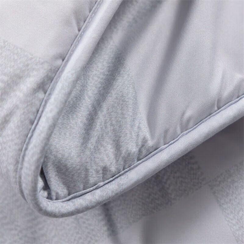 Всесезонное одеяло Mercury Home Textiles из смеси волокна и шерсти