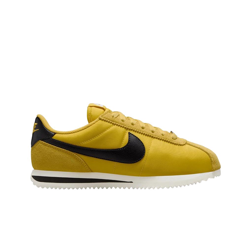 (w) Nike Cortez Vivid Sulfur