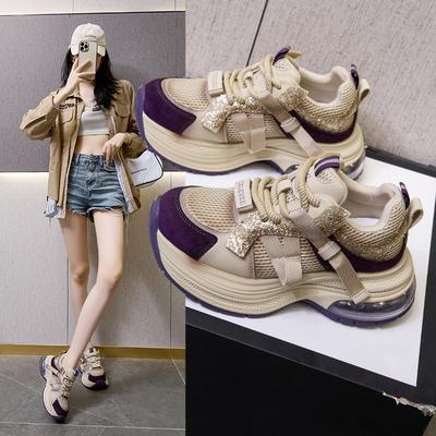 Женская обувь – Кроссовки