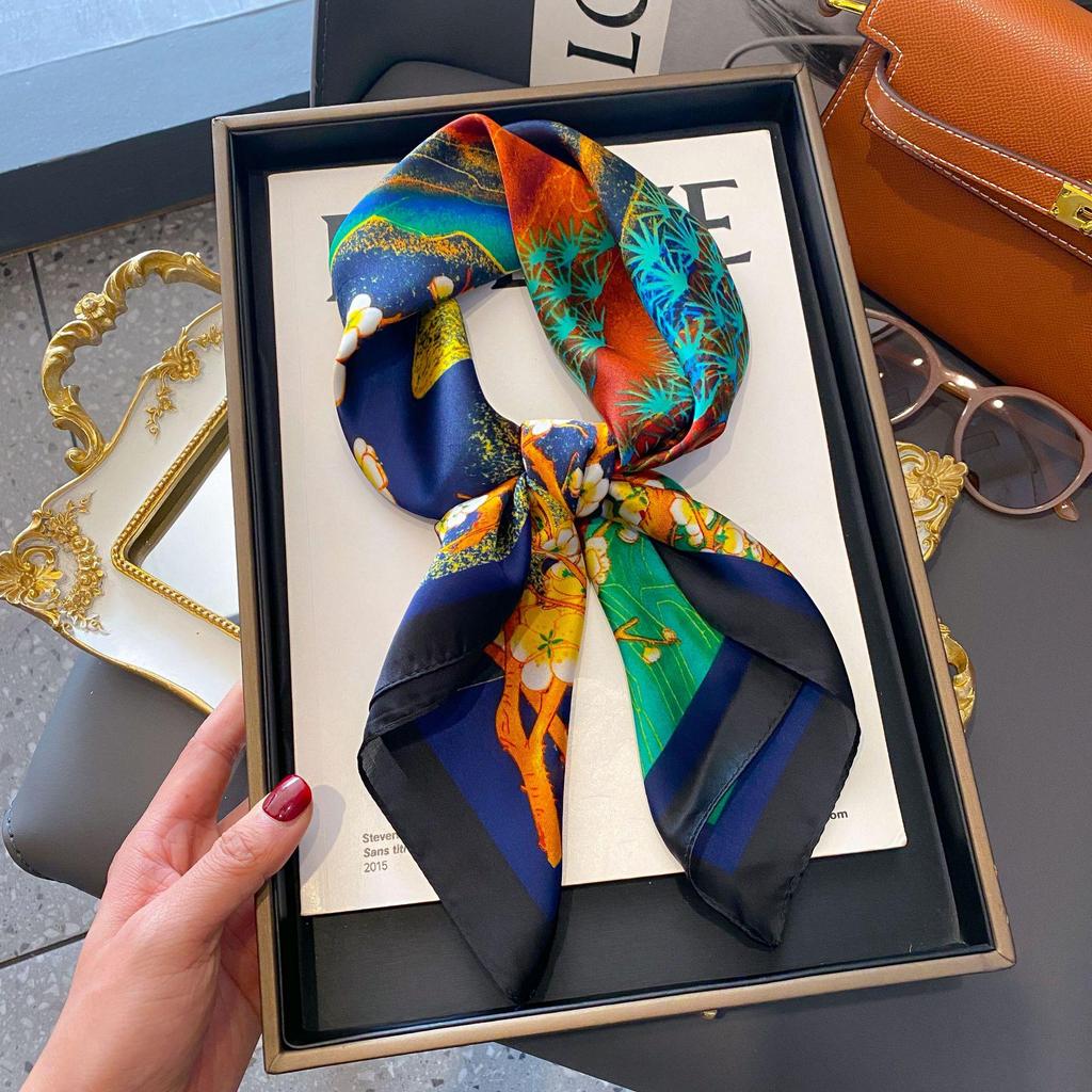 70cm Korean-Style Silk Square Scarf: Fashionable, Versatile Neck Protection and Decorative Accessory