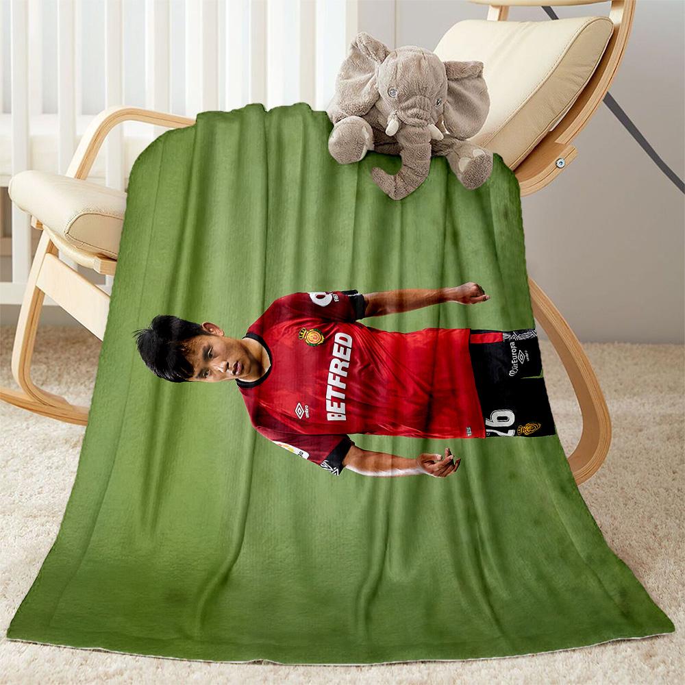Football Player Jersey Blanket Ultra-Soft Suitable for Seaside Livingroom Picnics Four Seasons Universal Modern Gift for Travel Home Birthdays