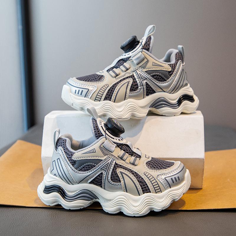 Детская мода Four Seasons Дышащая повседневная обувь для детей Бег Спорт Студенты Девочки Трендовые удобные кроссовки для спортзала