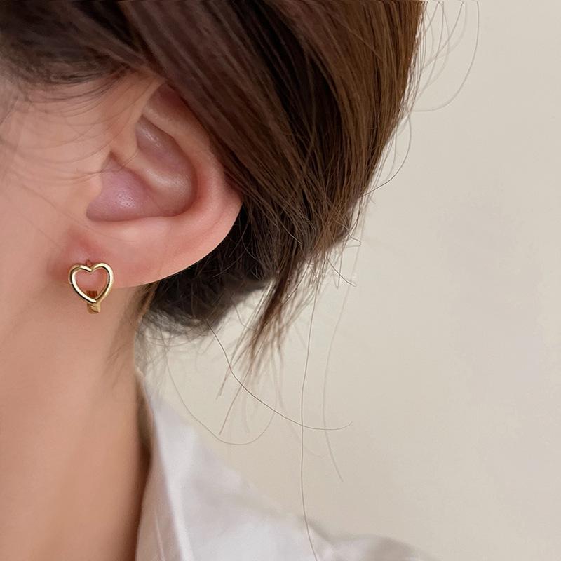 Heart Ear Cuff Stud Earrings: Women's Stylish Korean-Inspired Jewelry