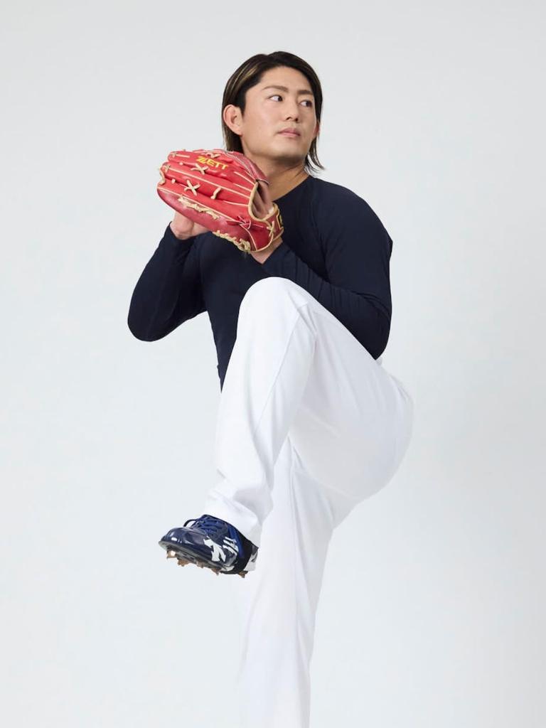 Descente Round Neck Long Sleeve Undershirt XO Men's DB5SUD20M, Black,