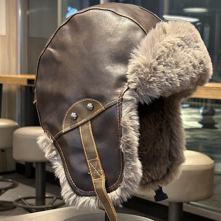 Кожаная Ретро Шапка Лей Фэна для Мужчин и Женщин Зимой Плюс Бархатная Утепленная Теплая Защита Ушей Северо-Восточная Уличная Велосипедная Холодная Снежная Шапка