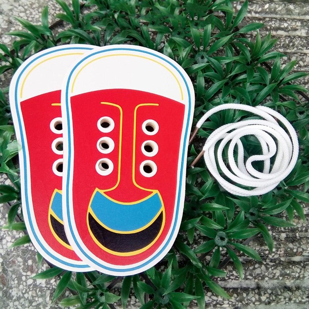 1 Piece Kids Cute Wooden Shoes Puzzles Toys Children Montessori Early Learning Tie Shoelaces Puzzles Wood Beads Lacing Board