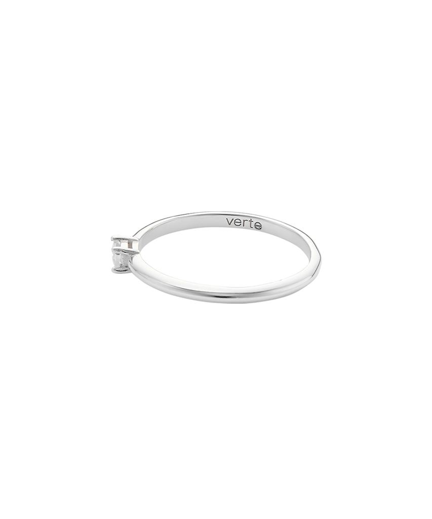 Verte [Серебро 925 пробы] Cinq.Silver.233 / Кольцо с квадратным каплевидным камнем