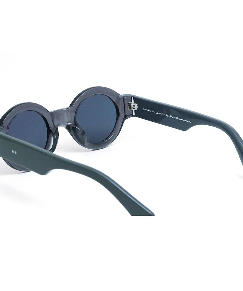 Geulapigpeullaseutig Moai 02 Gray Clear [S]