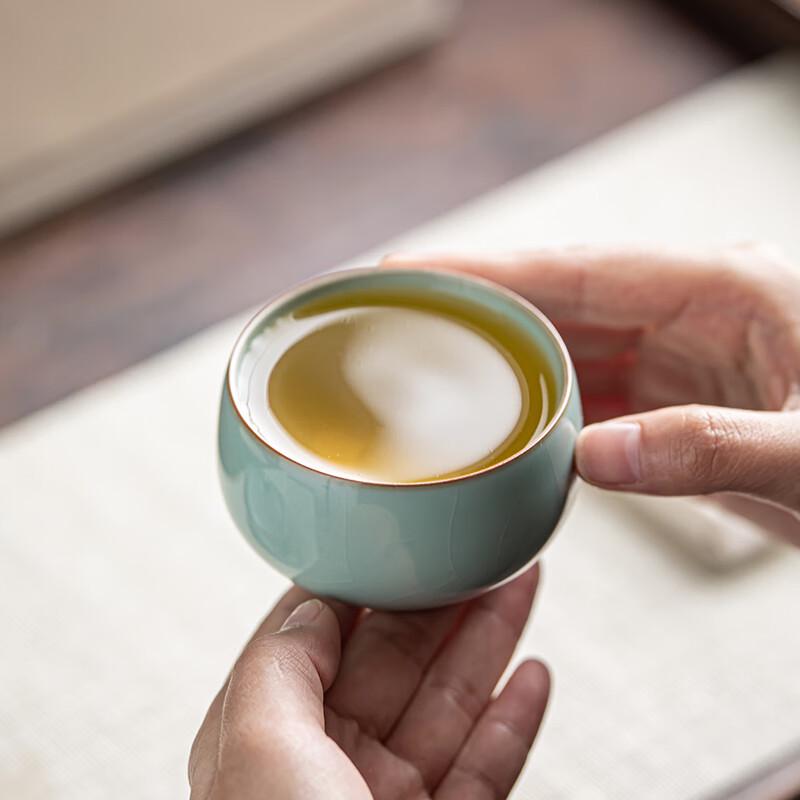 Gold-Inlaid Jade Ru Kiln Ceramic Master Tea Cup