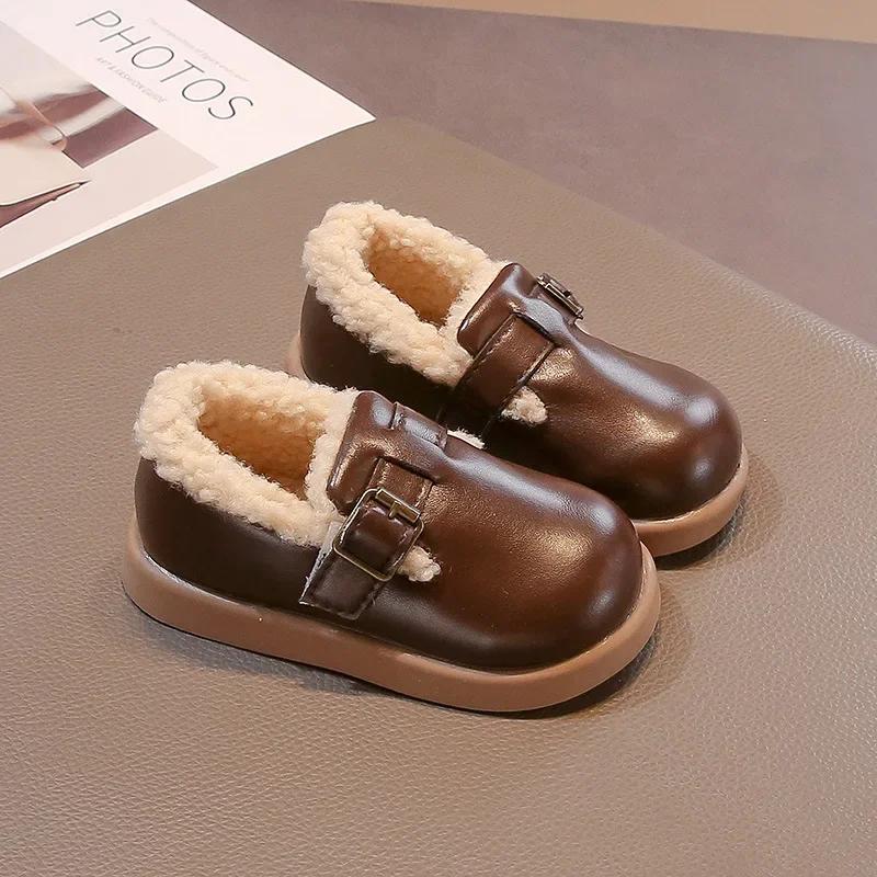 Детские мокасины в стиле принцессы для девочек, теплая обувь на мягкой подошве, милые балетки, 2024, новые модные детские кожаные туфли с меховой застежкой-липучкой