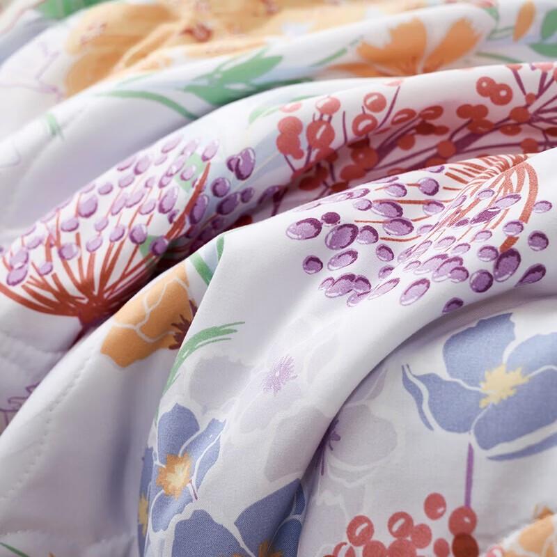 FUANNA Cool Seven-Hole Antibacterial Quilt