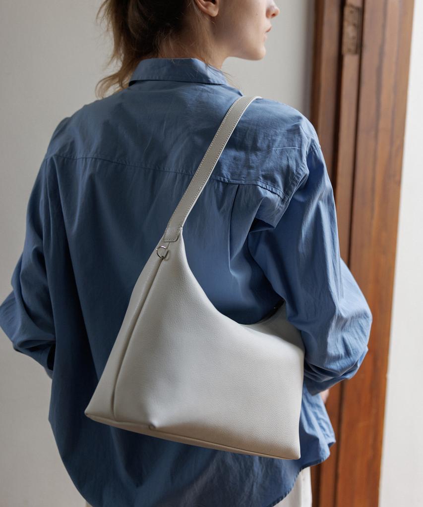 Foive Nove Hobo Cream