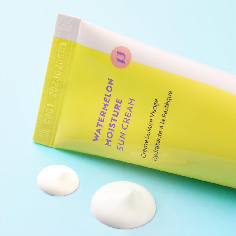 plodica Увлажняющий солнцезащитный крем с арбузом SPF 50+ PA++++ 50 мл