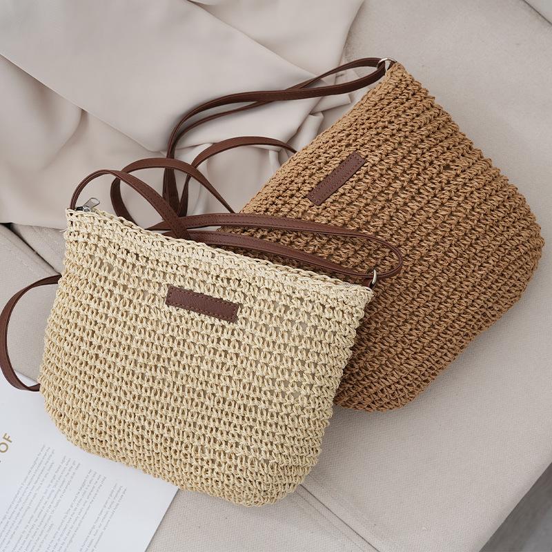New handmade crochet bag messenger bag Korean version fashion beach bag casual versatile straw bag women's bag wholesale