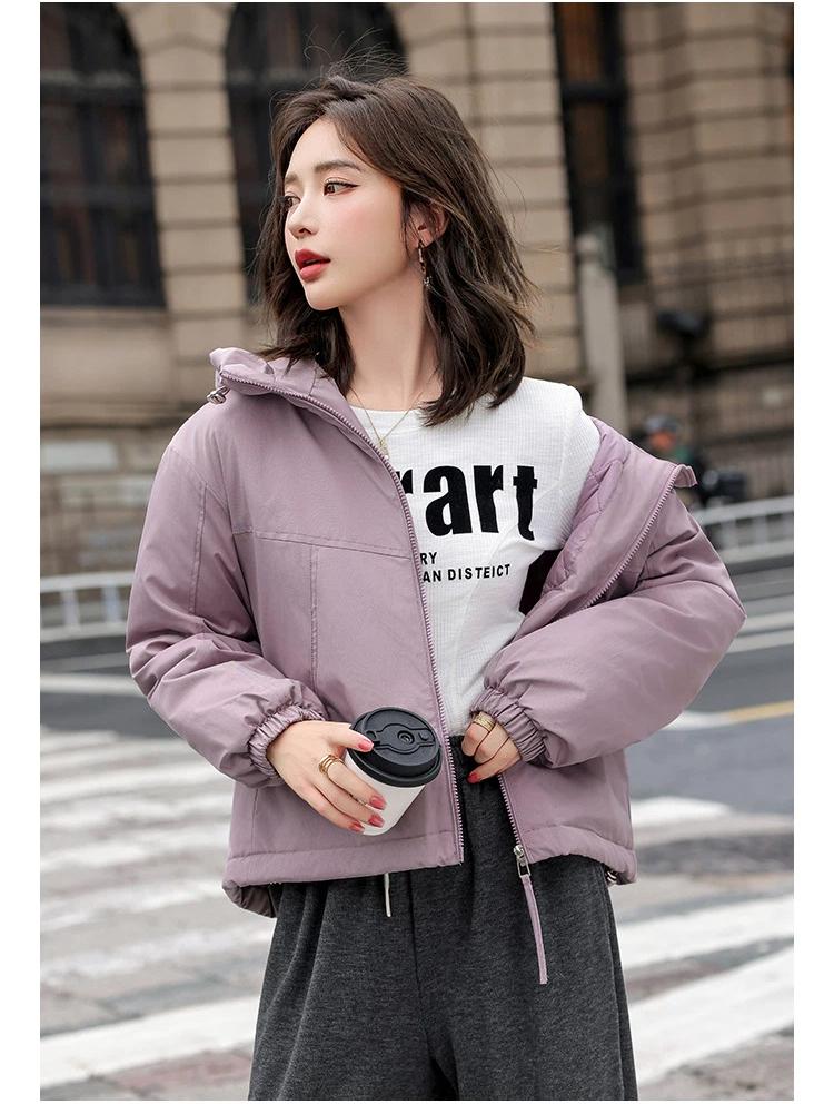 Женская короткая стеганая зимняя куртка с капюшоном на хлопковой подкладке