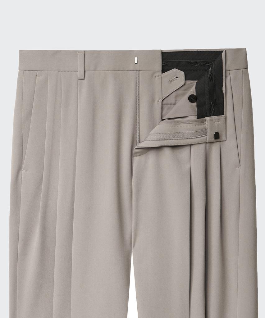 MUSINSA STANDARD Three-Puck Semi-Balloon Slacks [Light Beige]