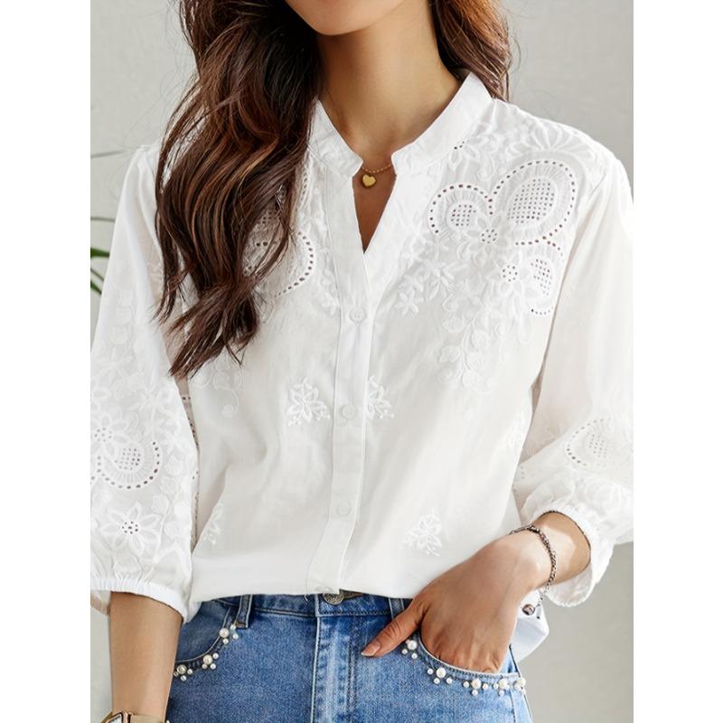 Elegant Short Sleeved Jacquard Lace Loose Shirt Fashion Sweet Women Casual Hollow Out Office White Blouse Spring Autumn New V-neck Women Top Clothing