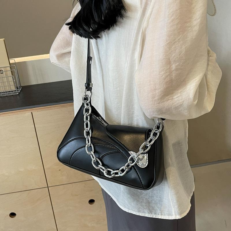 Retro One Shoulder Underarm Bag for Women's Autumn New Versatile High Quality Chain Crossbody Bags Classic Chic Handbags