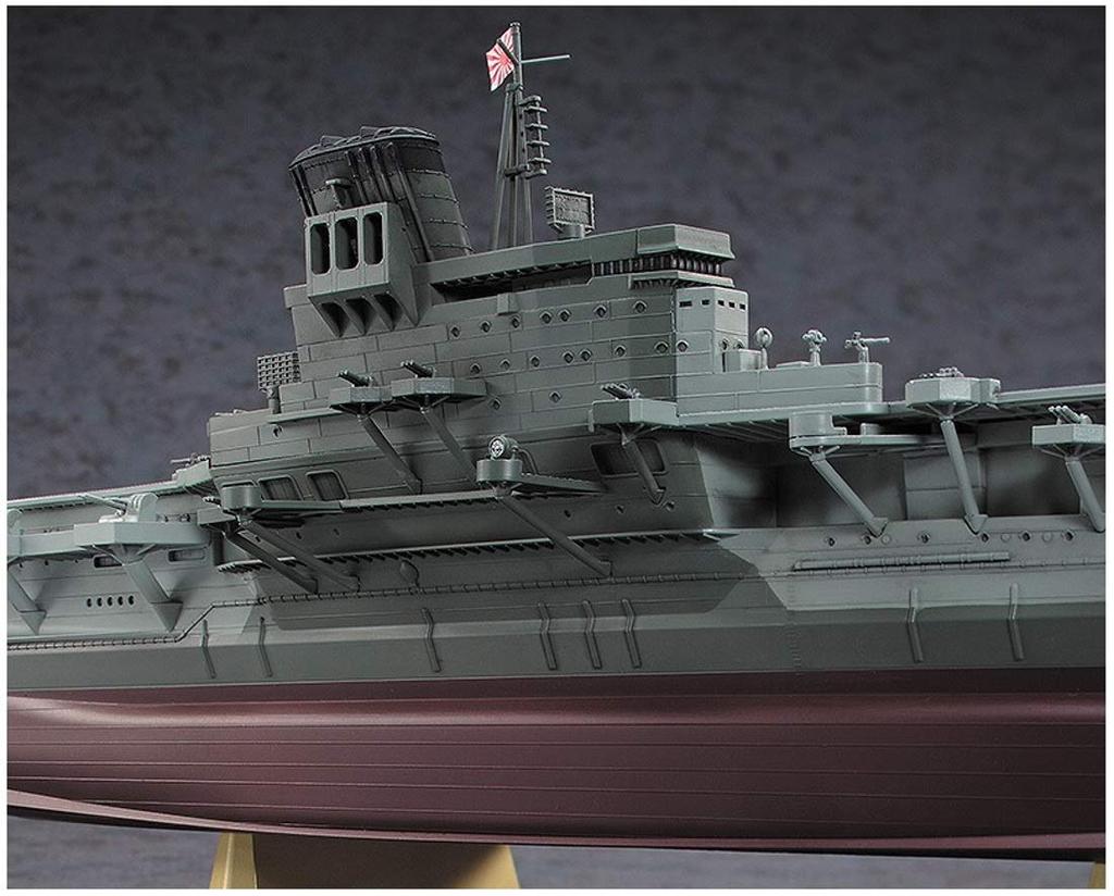 Hasegawa Пластиковая модель авианосца ВМС Японии Shinano Z03 1/450