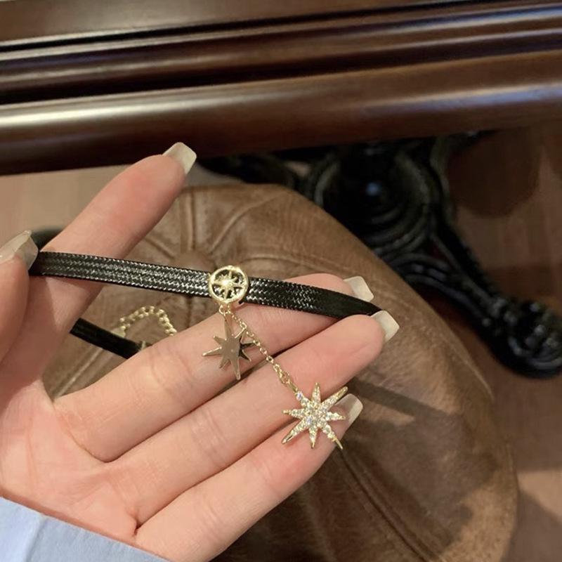 Love Heart Rivet Punk Choker Necklace - Y2K Subculture Clavicle Chain