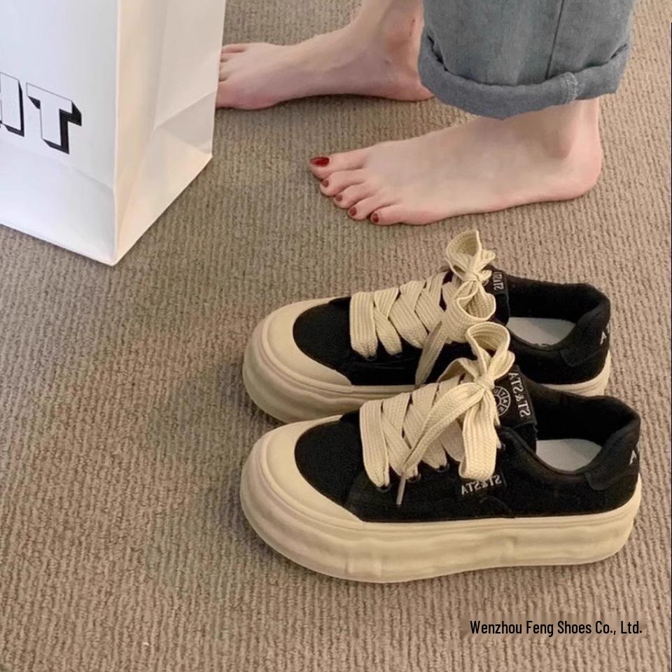 Женские немецкие тренировочные кроссовки 2025 года на толстой подошве: Новые Универсальные Черные Низкие, Нескользящие, Повседневные Скейт-Ботинки