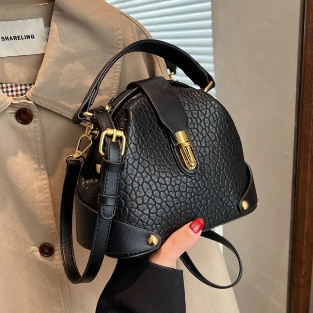 Metal Buckle Vintage Shoulder Bag Shell Shape Crossbody Bag Leather Messenger Bag Casual Wear