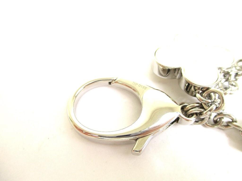 Authentic LOUIS VUITTON White Silver Bag Charm Key Holder Sac Fleures Du Epi #9731  Refurbished