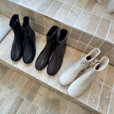 Женские короткие ботинки осень-зима 2025, ретро, из мягкой кожи, с квадратным носком, на толстом каблуке, тонкие ботинки, французский темперамент, ботинки Мартин