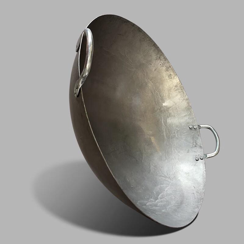 Watu Commercial Double-Handle Iron Wok