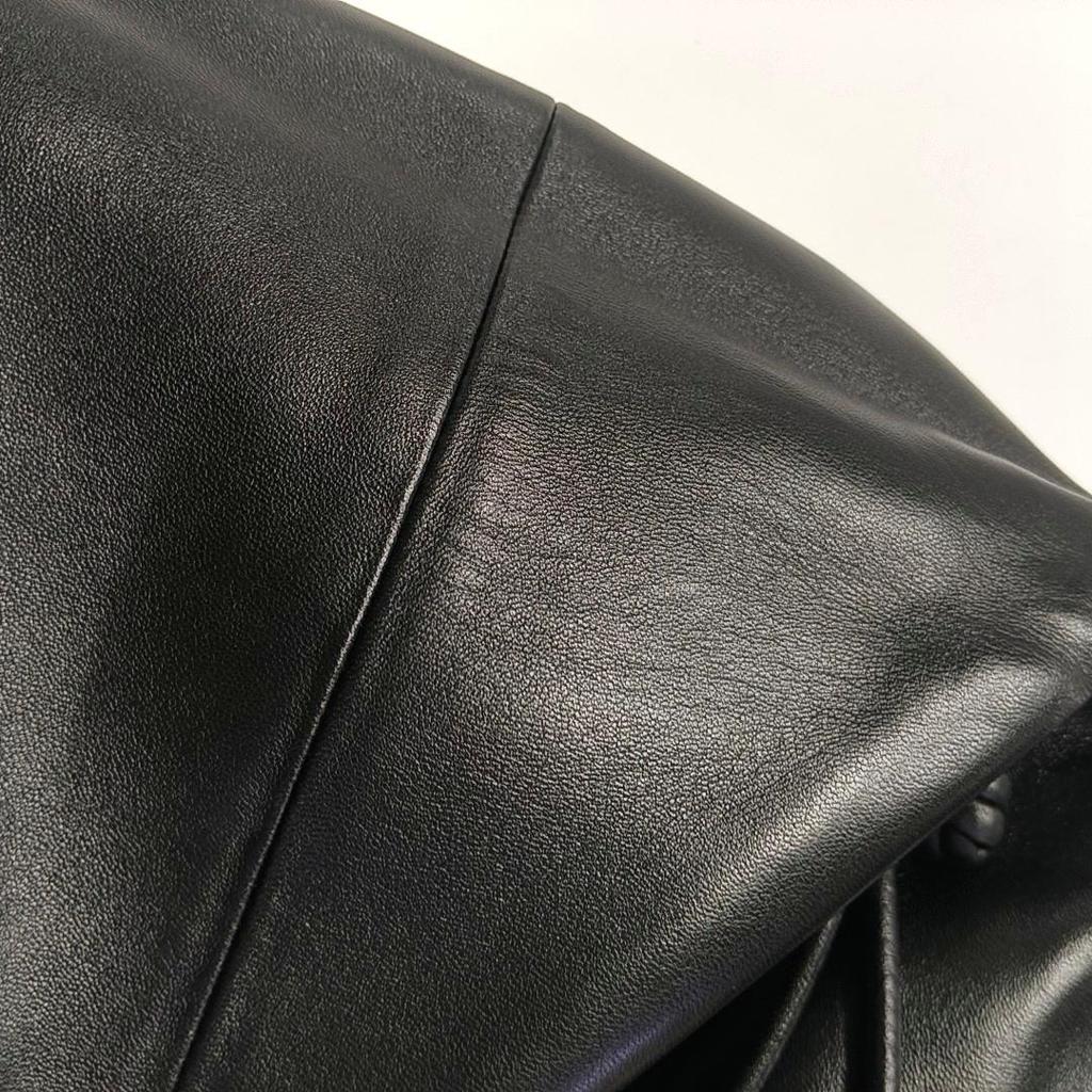 [Pre-Owned] Trine Lambskin Clutch - Very Good #8TKAG1