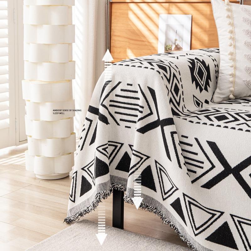 Чехол на диван Шенилловый чехол Геометрическое искусство Высокий стиль Четыре сезона Диванное полотенце Украшение для дома Нескользящий и Защита от зацепок