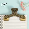 Rustic Desk Decor for Readers Vintage Metal Book Page Holder, with Floral Pattern Design, Hands Free Durable Holder Textbooks Clip, Zinc Alloy